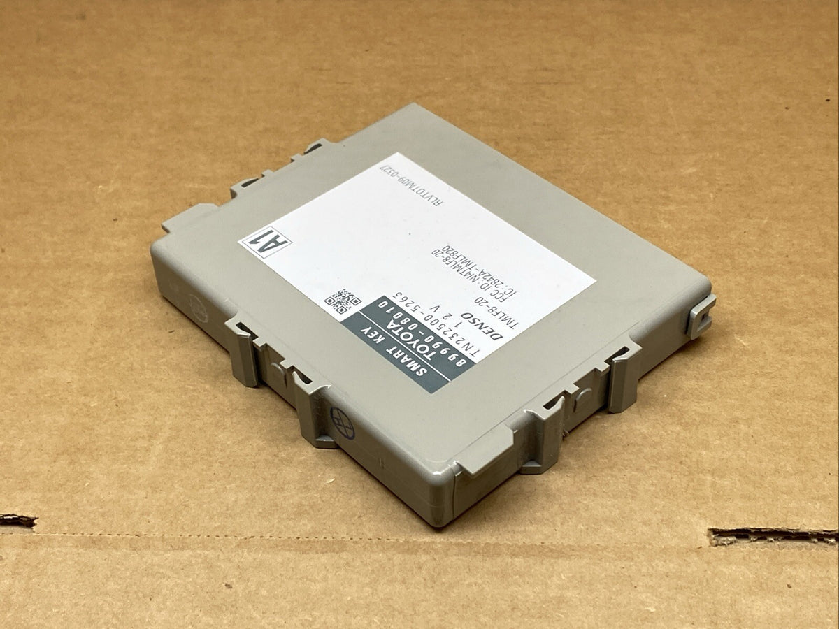 2011 2020 Toyota Sienna Smart Key Computer Control Module Assembly 89990 080105