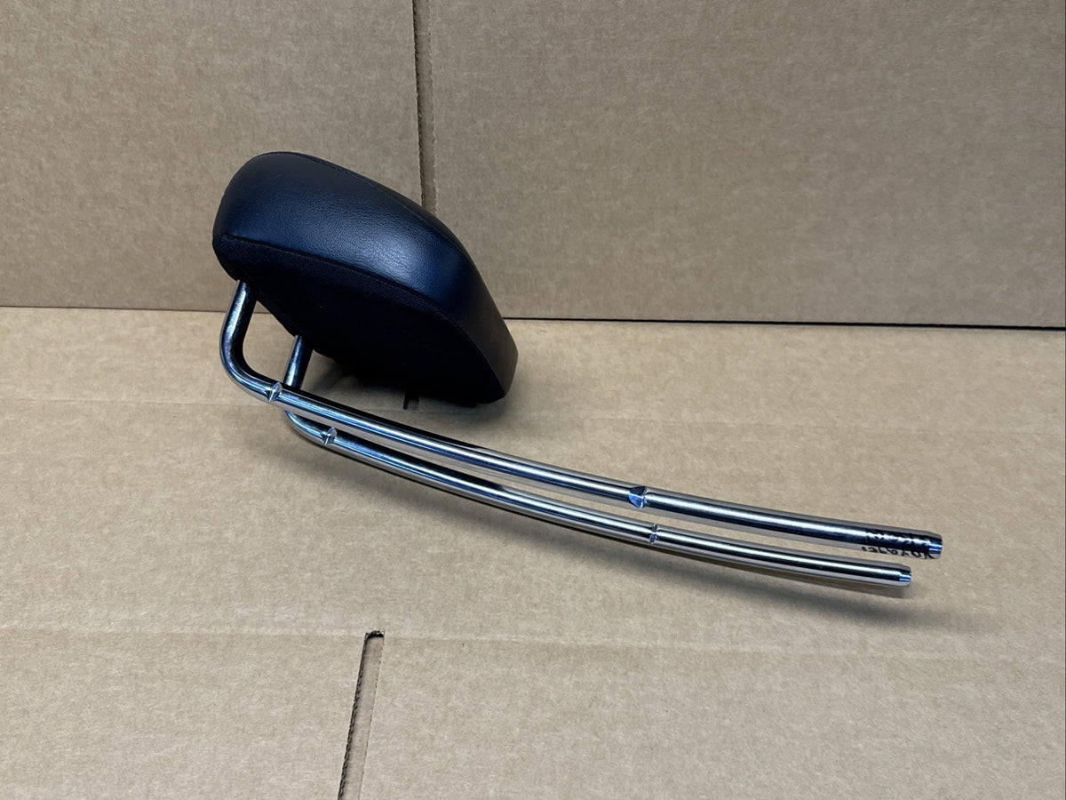 2020 2024 CHRYSLER VOYAGER REAR 3RD ROW CENTER SEAT HEADREST OEM BLACK LEATHER4