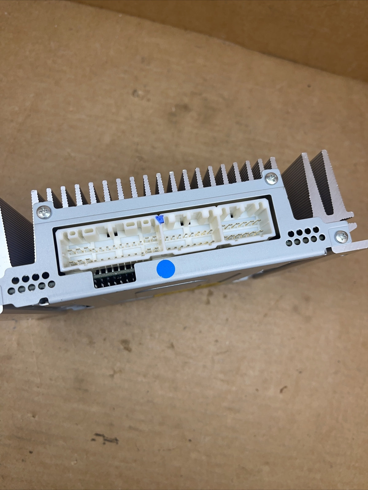 2012 2014 Hyundai Sonata Radio Amp Amplifier  OEM 963703Q5004