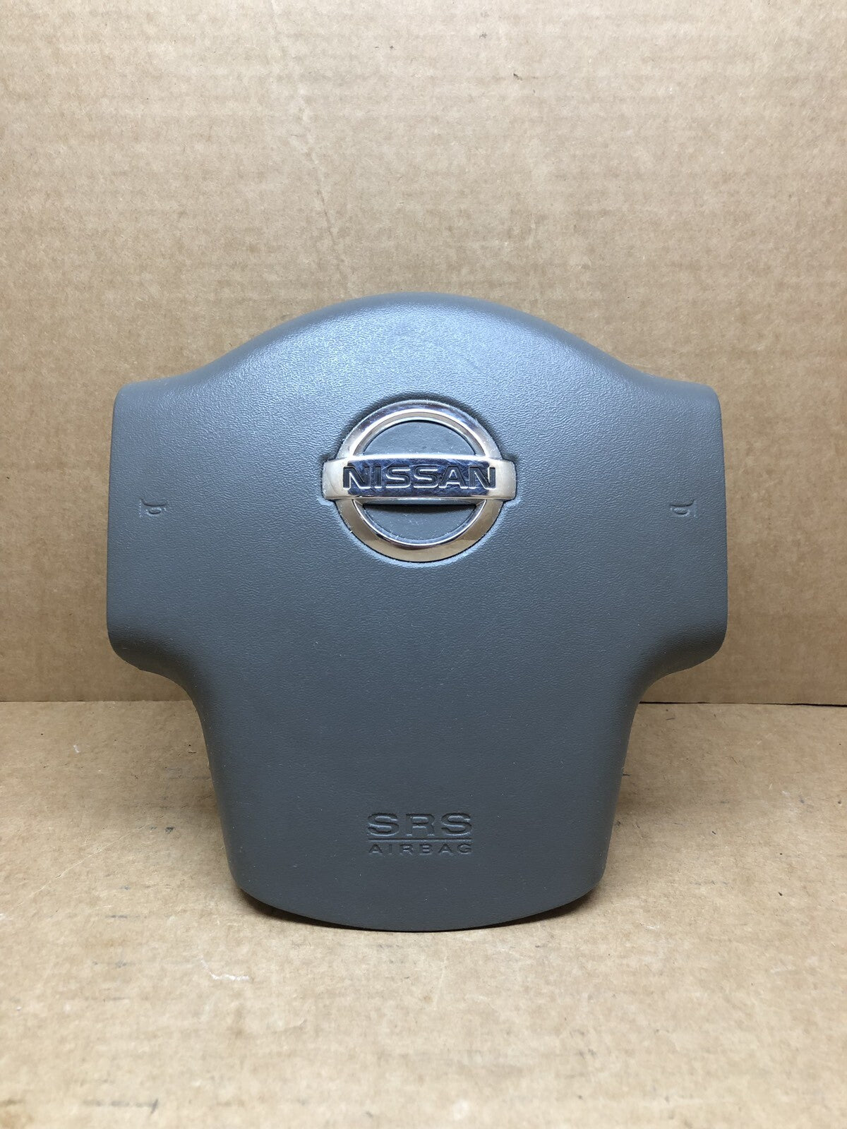 04 07 Nissan Armada Titan Driver Steering Wheel Mounted Airbag Air Bag Gray A200