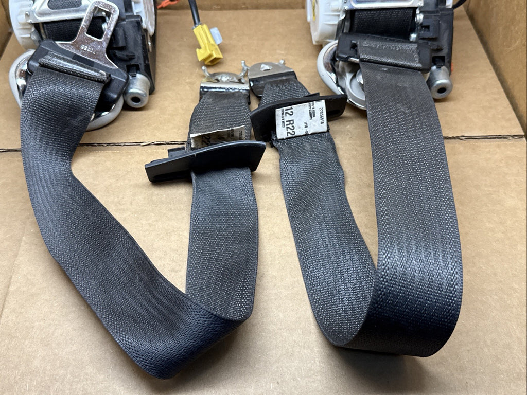 08 13 Silverado Sierra Standard Cab Front Seat Belt Seatbelt Retractor Set Pair3