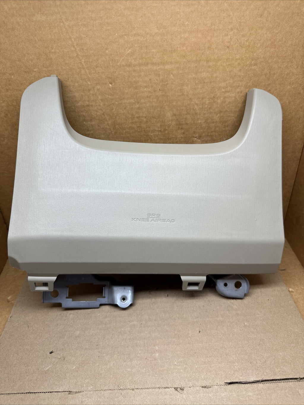 2010 2018 Toyota Prius V Left Side Driver Knee Lower Air Bag Airbag Bisque0