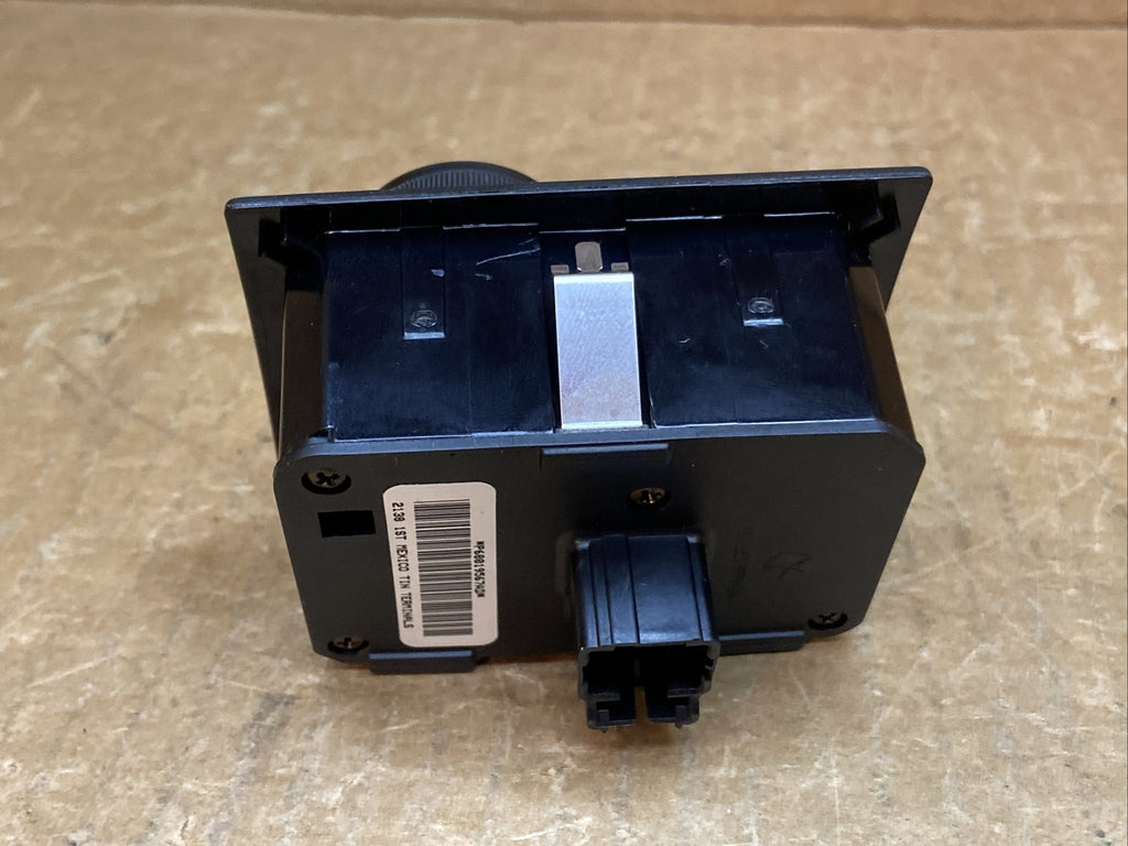 05 10 Charger 300 Head Light Headlight Lamp Switch Buttons Controls P68019567AD3