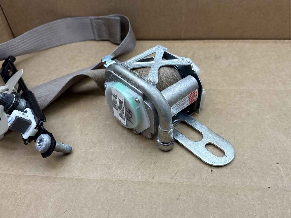 2014-2018 Grand Cherokee Front Right Passenger Side Seat Belt Seatbelt Retractor6