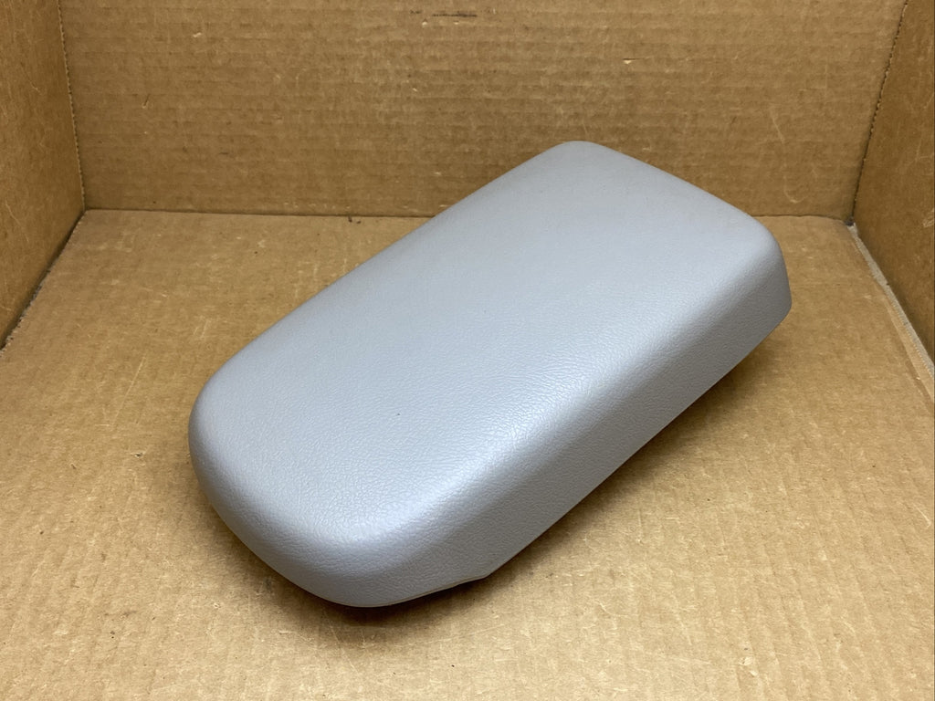 09 13 Toyota Corolla Console Lid Armrest Arm Rest Hinge Latch OEM Ash Gray Tan1