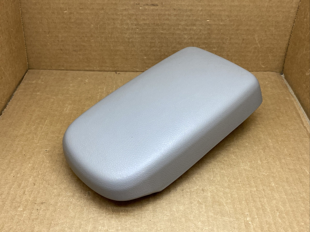 09 13 Toyota Corolla Console Lid Armrest Arm Rest Hinge Latch OEM Ash Gray Tan1