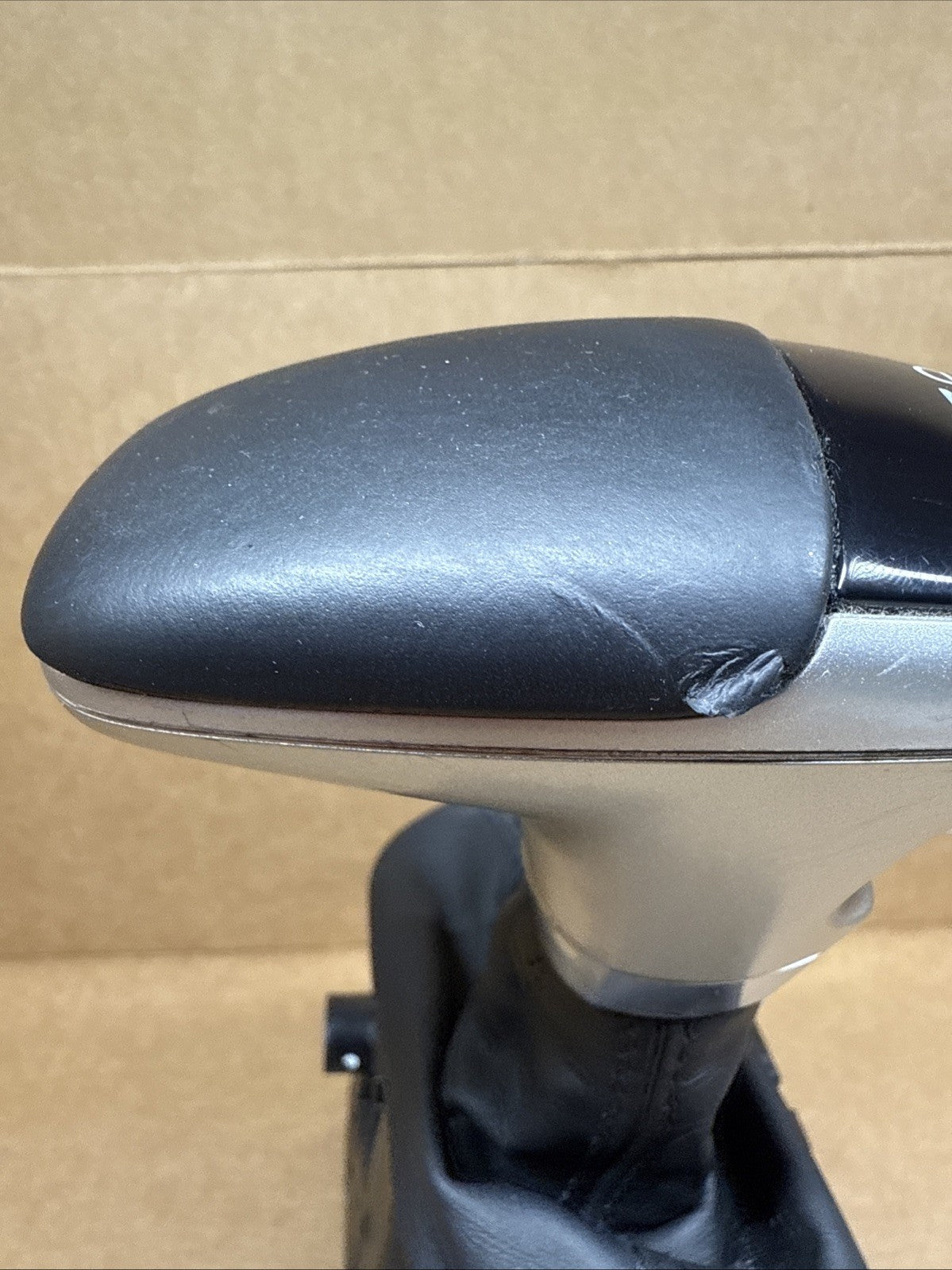 2015 2023 CHARGER CHALLENGER FLOOR CONSOLE AUTOMATIC GEAR SHIFTER 68205233AJ OEM1