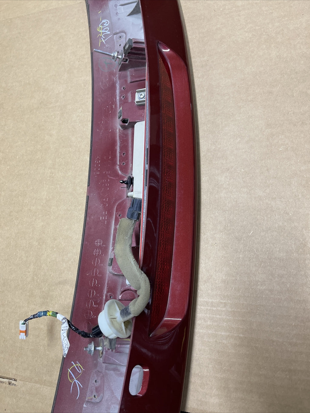 2007 2015 MAZDA CX 9 CX9 REAR LIFT GATE SPOILER 3RD THIRD BRAKE RED PAINT C2V5