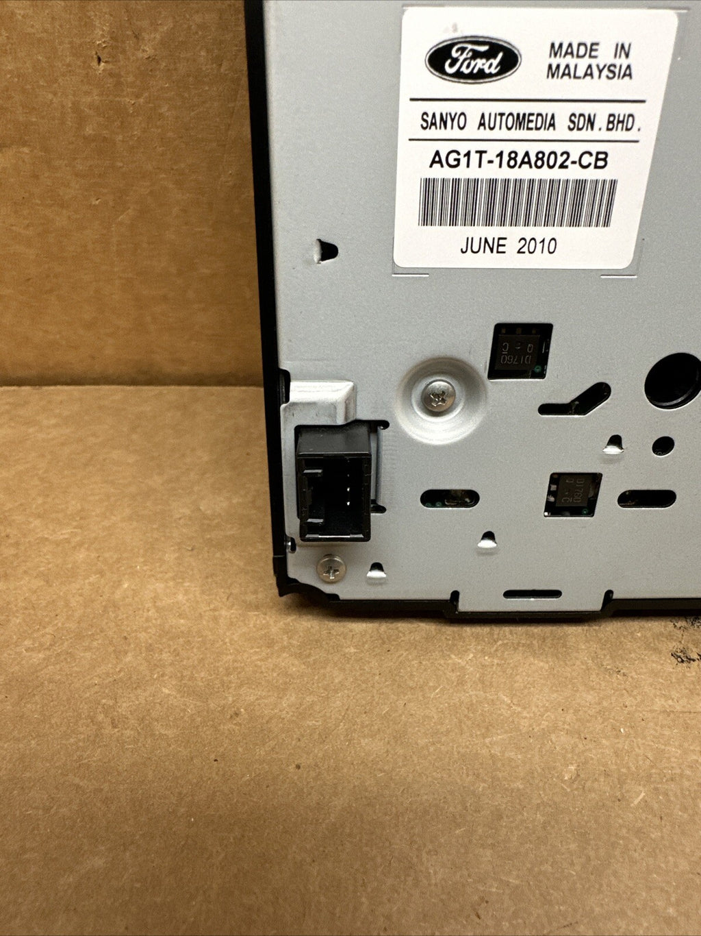 2010 2012 Ford Taurus Radio Face Plate Climate Control Panel OEM AG1T 18A802 CB8