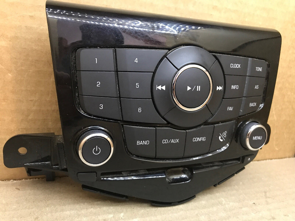12 13 14 15 16 Chevy Cruze Radio Control Panel Face Plate Center Dash 945632692