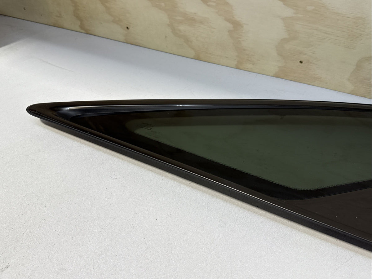 2021 2023 Kia Sorento Rear Right Side Passenger Quarter Glass3
