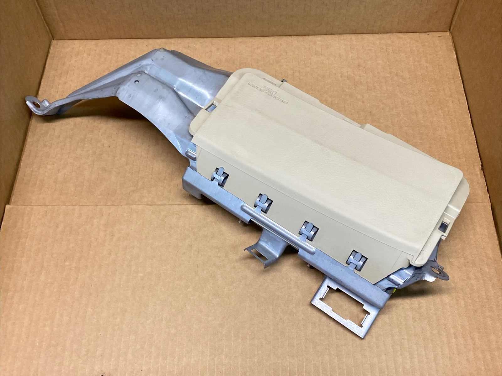 2005 2012 Toyota Avalon Left Side Driver Knee Lower Air Bag Airbag Ivory Tan 028