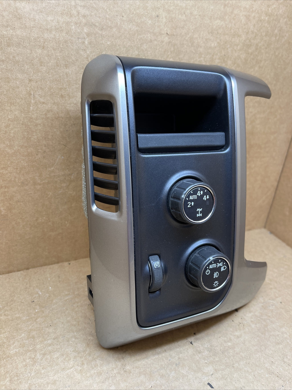 2014 2018 Chevy Silverado Dash Cubby 4x4 Head Light Switch 231365751