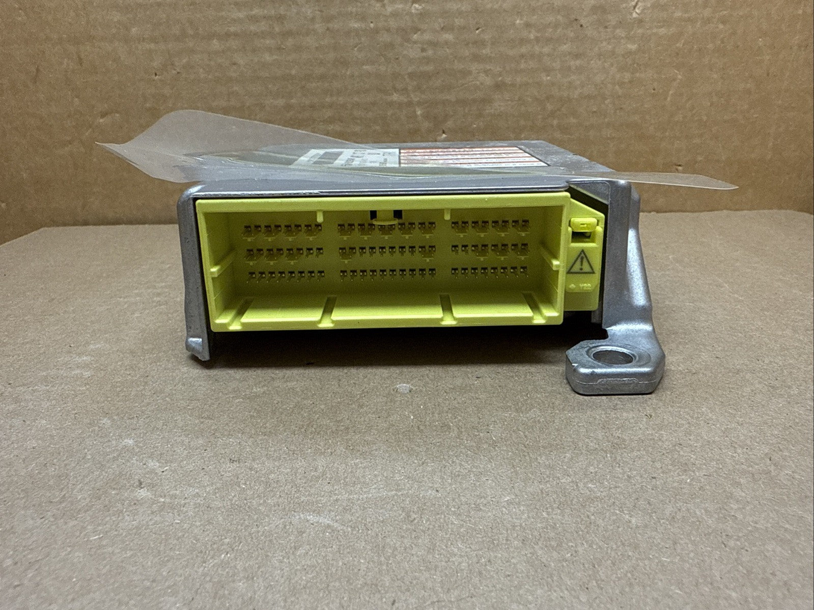 2016 2017 Subaru Crosstrek Air Bag Airbag Control Module 98221FJ4903