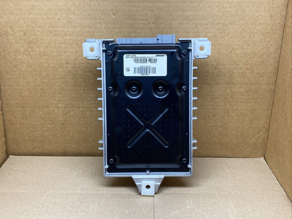 2007 2014 Suburban Tahoe Yukon Radio Bose Amp Amplifier OEM 208112342