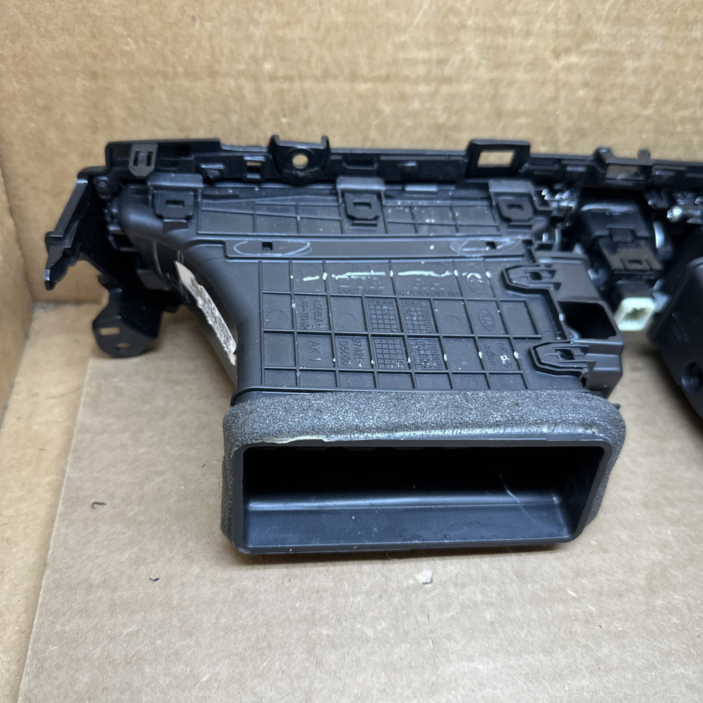 2016 2020 Kia Optima Front Center Dash Air Vent Hazard Switch6