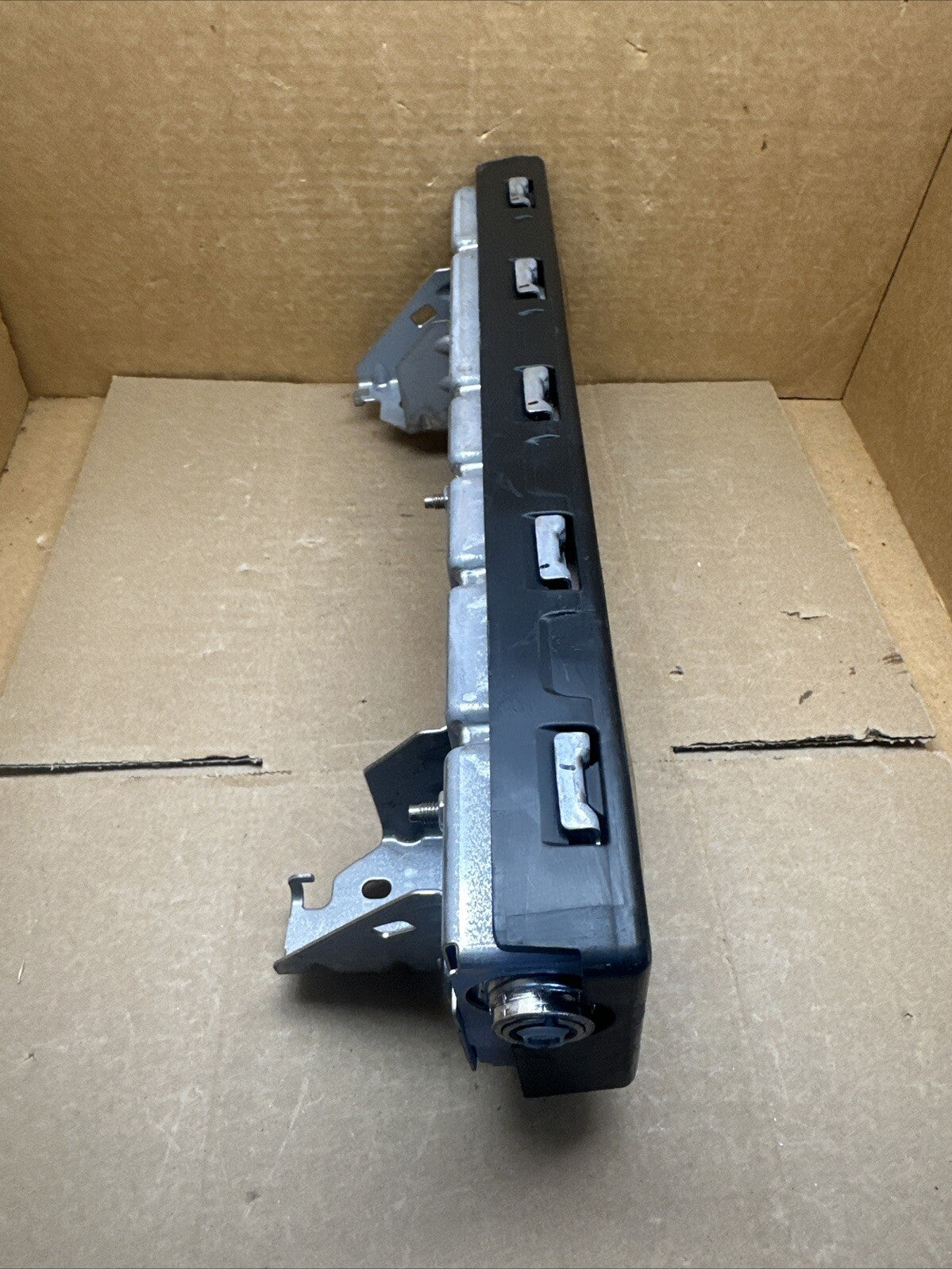 2023 2025 Honda Pilot Left Side Driver Knee Lower Air Bag Airbag2