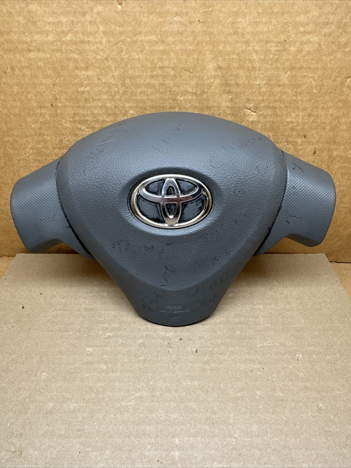 TOYOTA COROLLA L LE LEFT FRONT DRIVER SIDE STEERING WHEEL AIR BAG AIRBAG GRAY0
