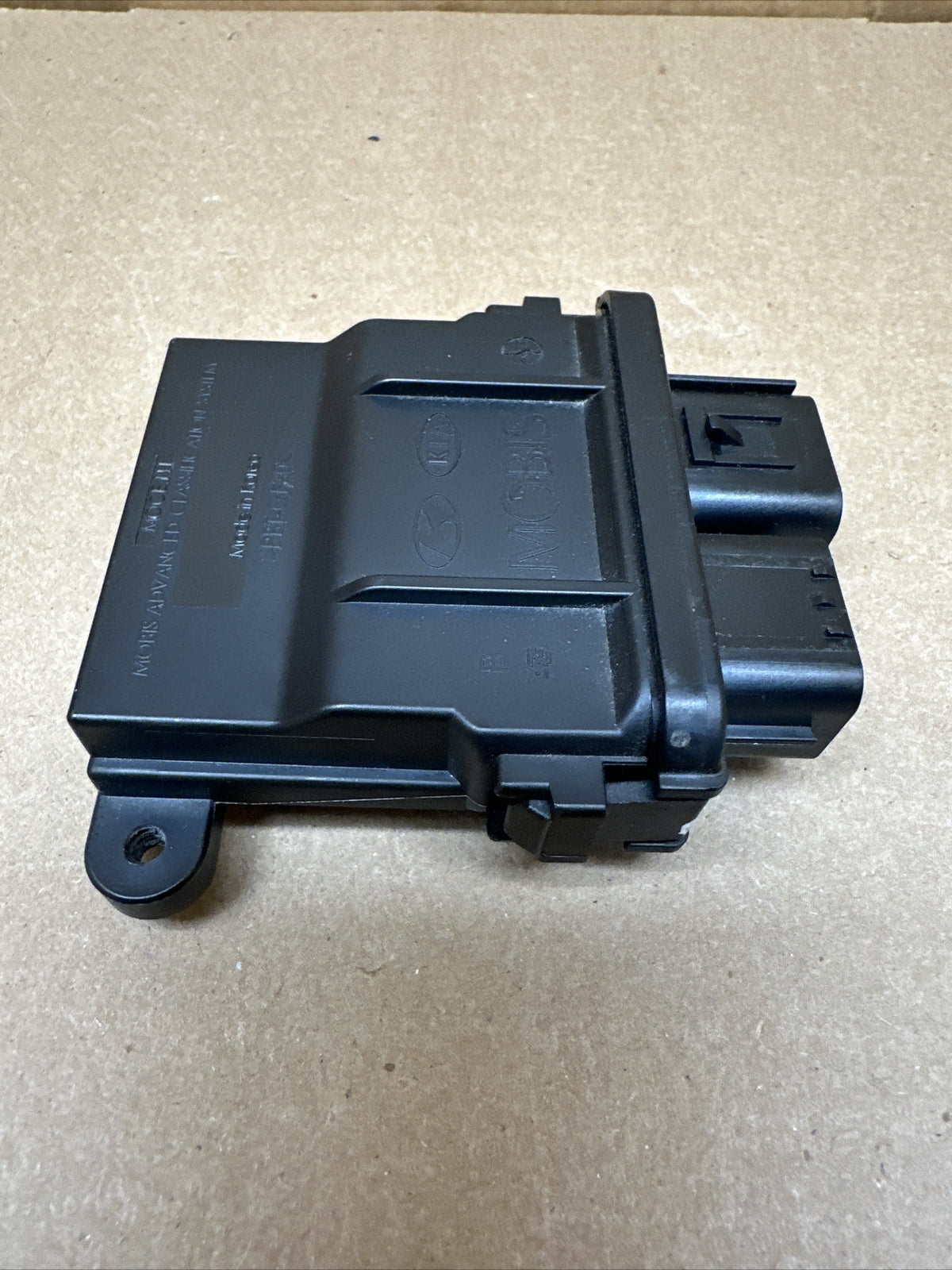 2011 2014 HYUNDAI SONATA PASSENGER SEAT OCCUPANT SENSOR MODULE 88950 3Q500 OEM6