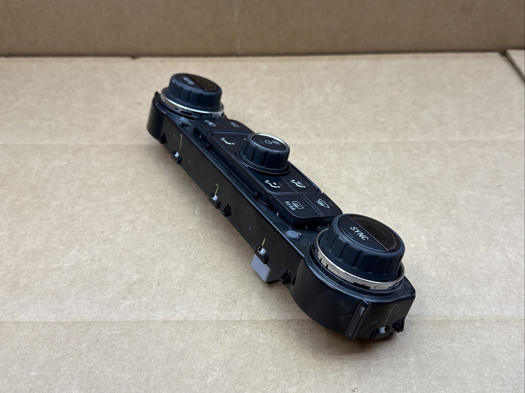 2014 2019 Silverado Sierra Temperature Climate AC Heater Control OEM 231681575