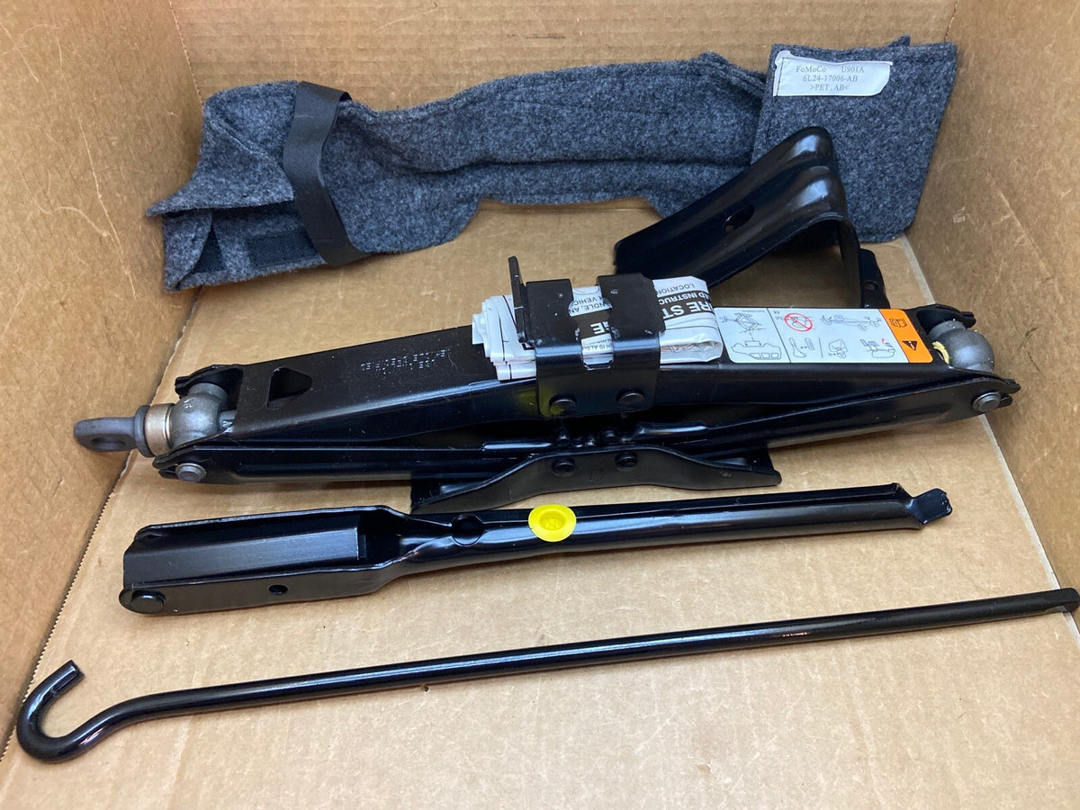 06 10 EXPLORER MOUNTAINEER SPARE TIRE SCISSOR JACK TOOLS SET KIT LUG WRENCH2