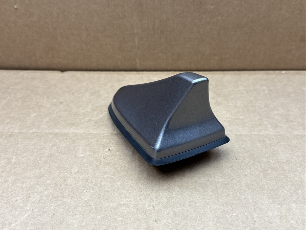 2016-2018 Hyundai Elantra Radio Shark Fin Antenna OEM UYS Gray 96210-F2010UYS4
