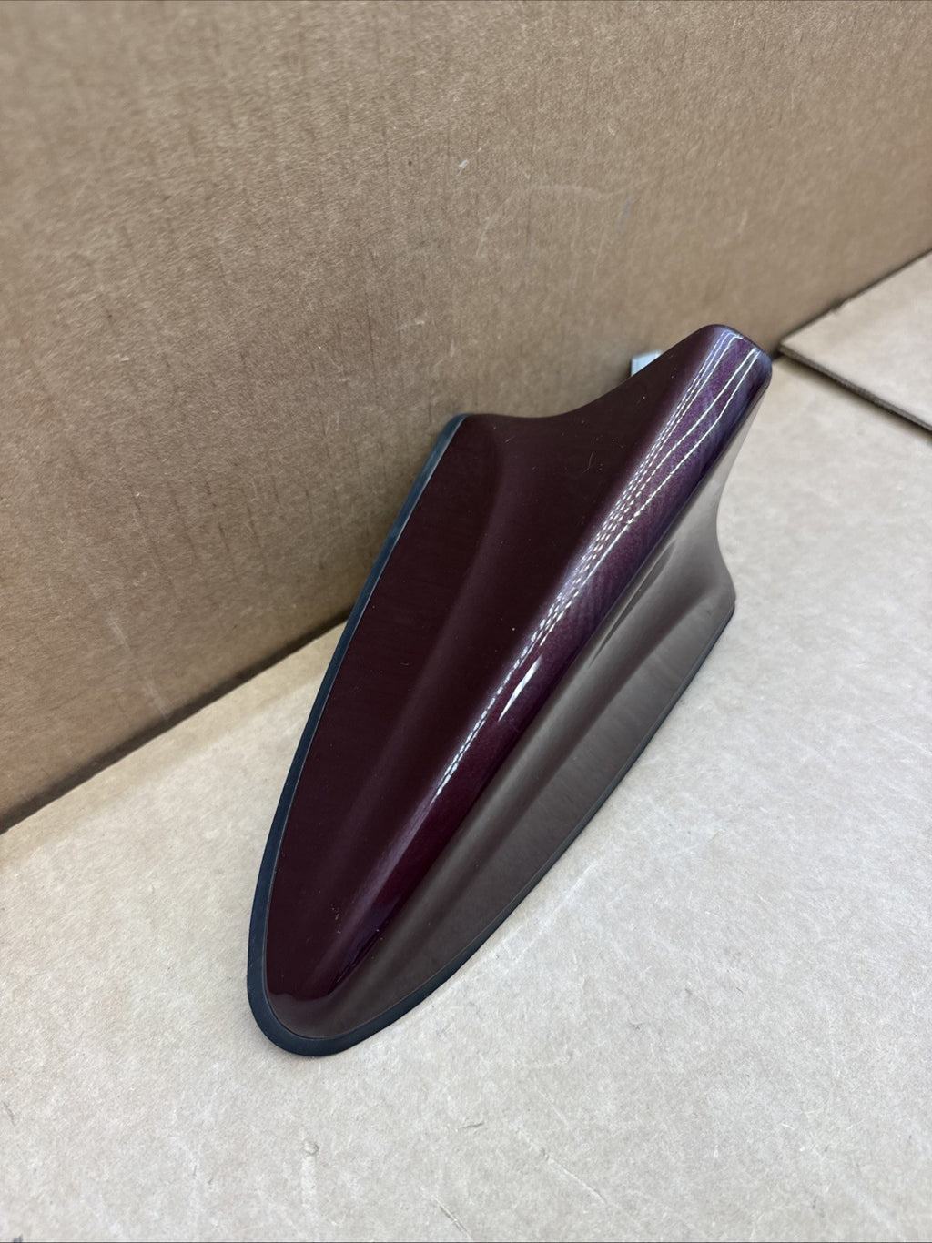 2015-2016 Kia Sedona Roof Radio Audio Antenna Black Berry Red 96210-A9200BGD1