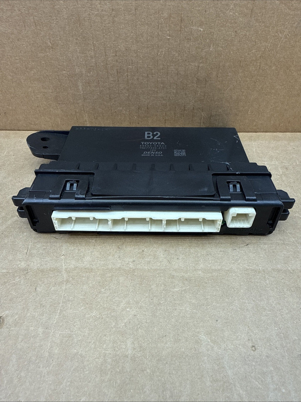 2018-2019 Toyota Camry Temperature Control Module OEM 88650-06B202