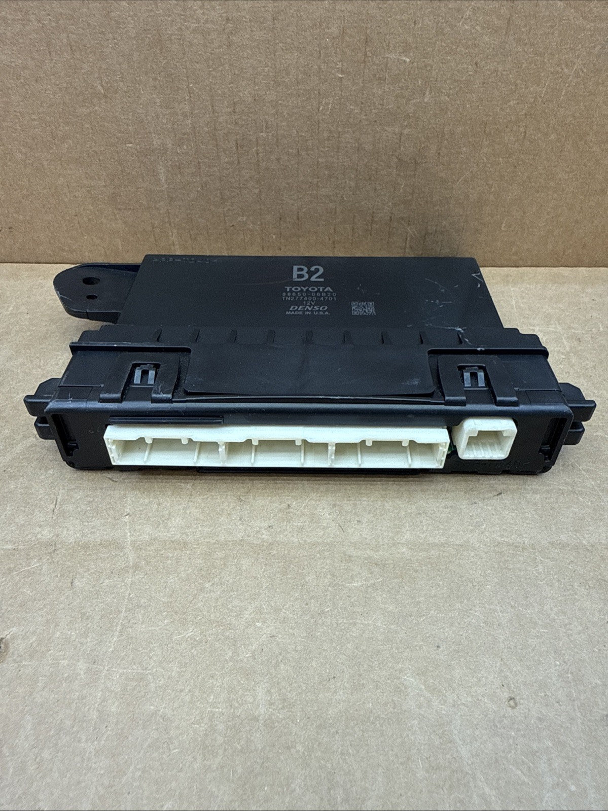 2018-2019 Toyota Camry Temperature Control Module OEM 88650-06B202