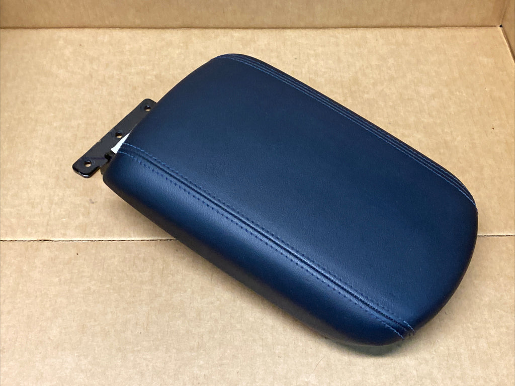 2021 2023 Kia Seltos Center Console Lid Cover Top Arm Rest Armrest 84660 Q5100EF2