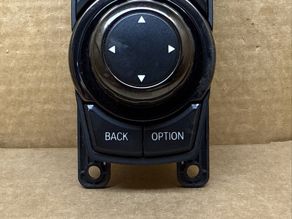 11 13 BMW F10 528i 535i 550i M5 HEAD UNIT MULTIMEDIA CONTROL 6582 9286701 013