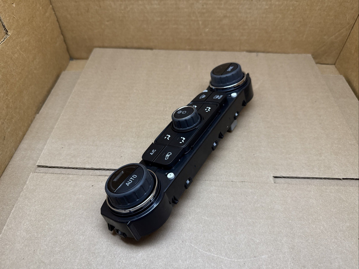 2017 2023 GMC Acadia Front Dash Temperature Temp Climate Control6