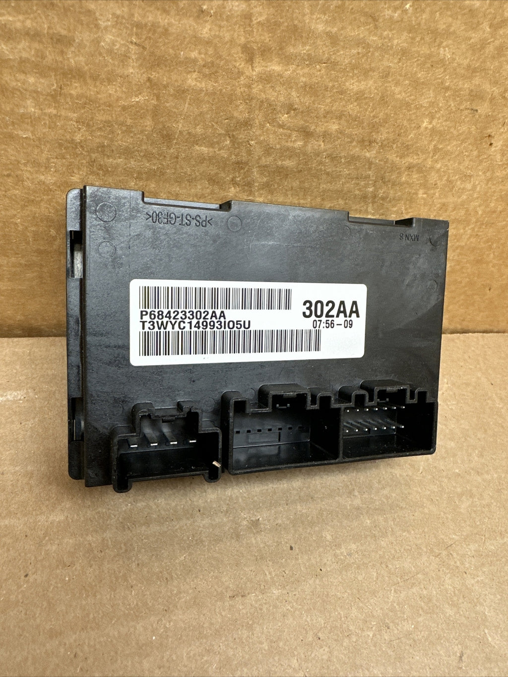 2019 2020 Grand Cherokee Transfer Case Control Module 68423302AA2