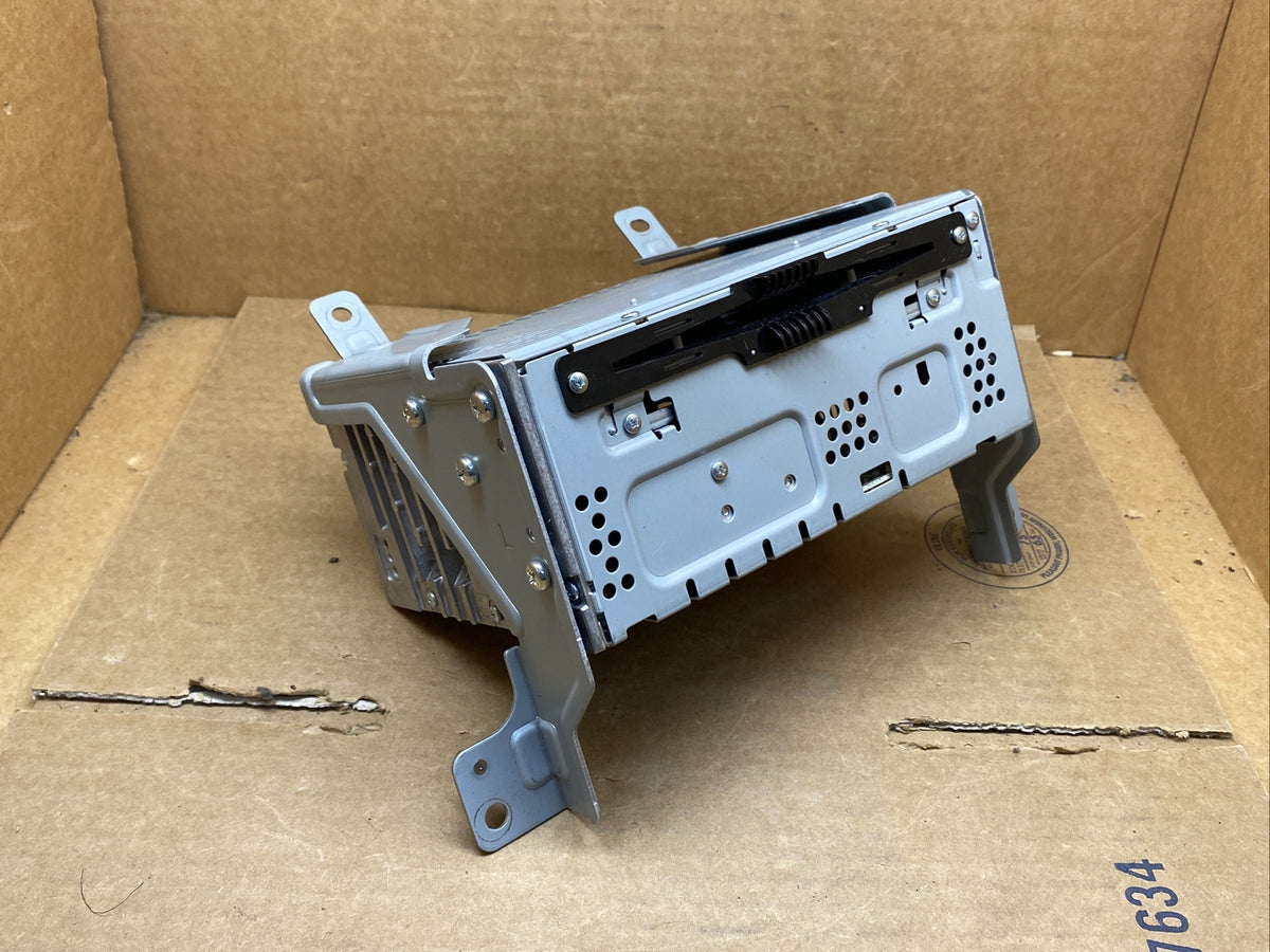 2016 2017 Ford Taurus Radio Stereo Receiver Disc Reader DG1T 19C107 LD2