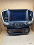 2018   2019 GMC Terrain OEM Climate Control Radio Display Screen 842992580