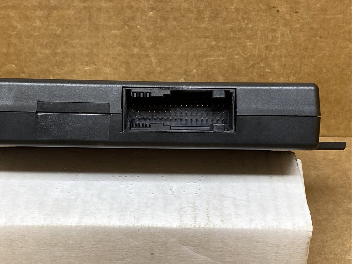 2009 2012 VW CC Bluetooth Interface Control Module 1K8 035 730 D 1K8035730D8