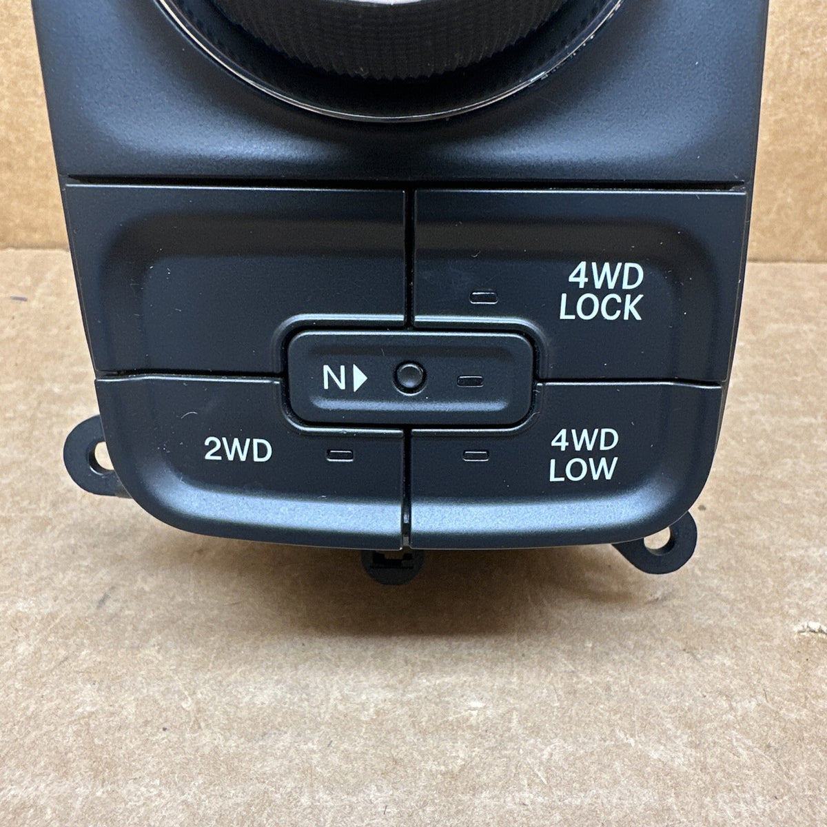 2013 2018 Dodge Ram 1500 Transmission Gear Shifter Selector Shift 68171965AK2