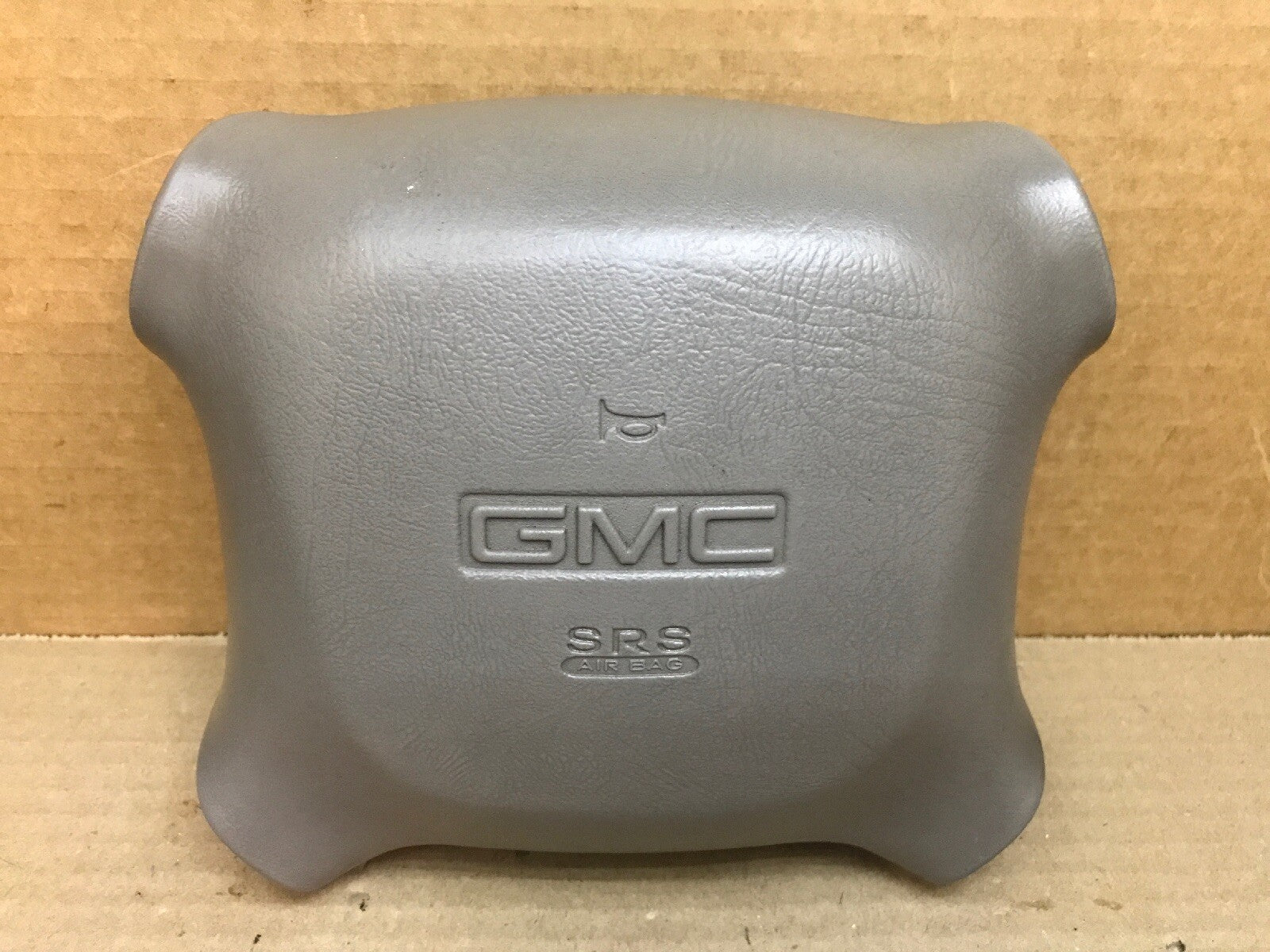 01 02 SIERRA YUKON DENALI FRONT LEFT DRIVER STEERING WHEEL AIRBAG AIR BAG 9225