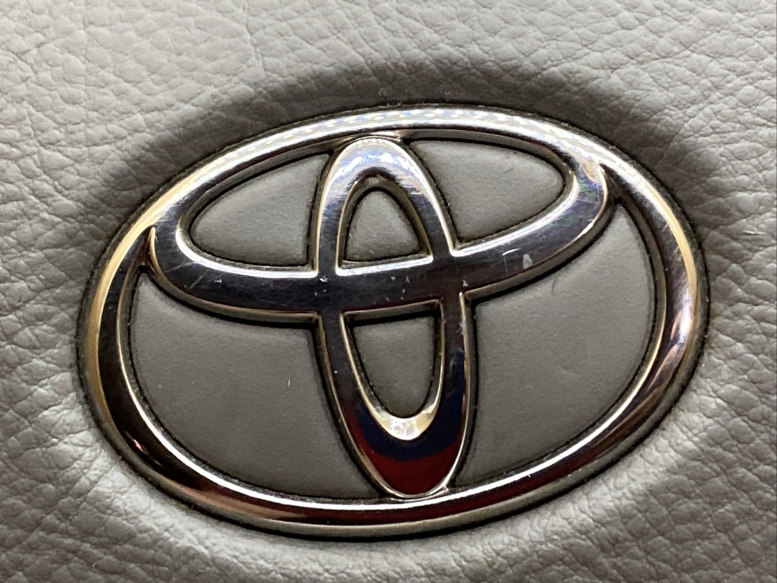 04 10 Toyota Sienna Front Left Driver Side Steering Wheel Air Bag Airbag5