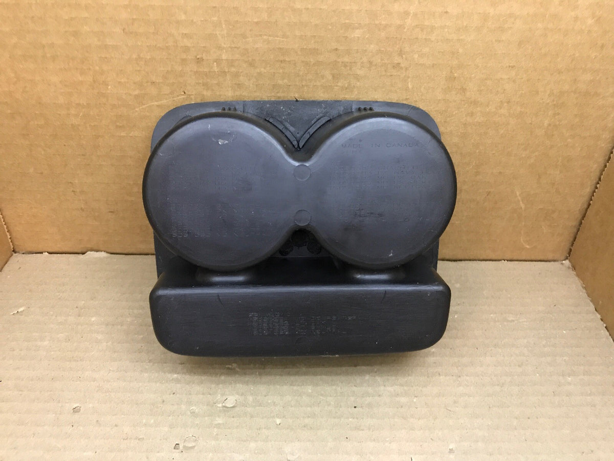 00 02 SILVERADO YUKON FRONT CENTER CONSOLE CUPHOLDER CUP HOLDER INSERT TRAY4