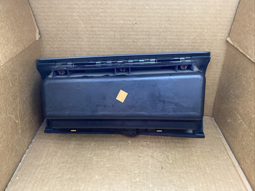 2007 2013 Silverado Sierra Upper Glove Box Silver Dash Insert Storage Titanium9