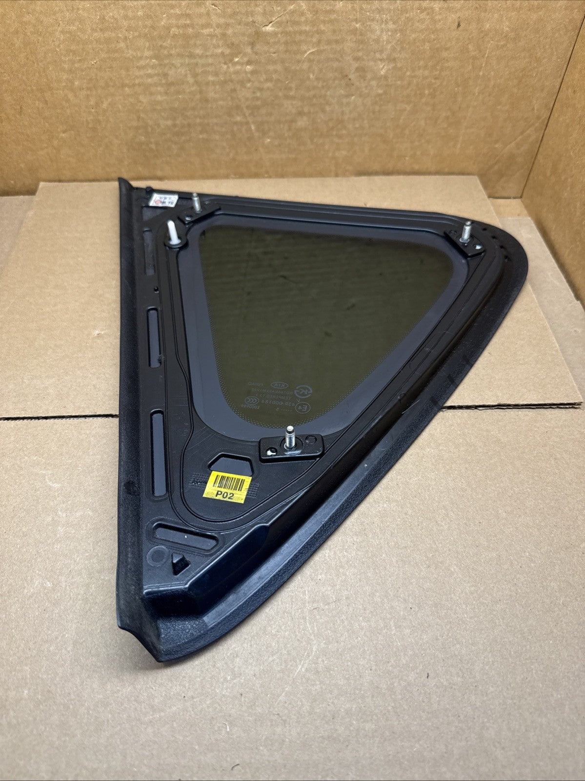2014 2019 Kia Soul Rear Right Passenger Quarter Glass 87820 B2000 OEM4