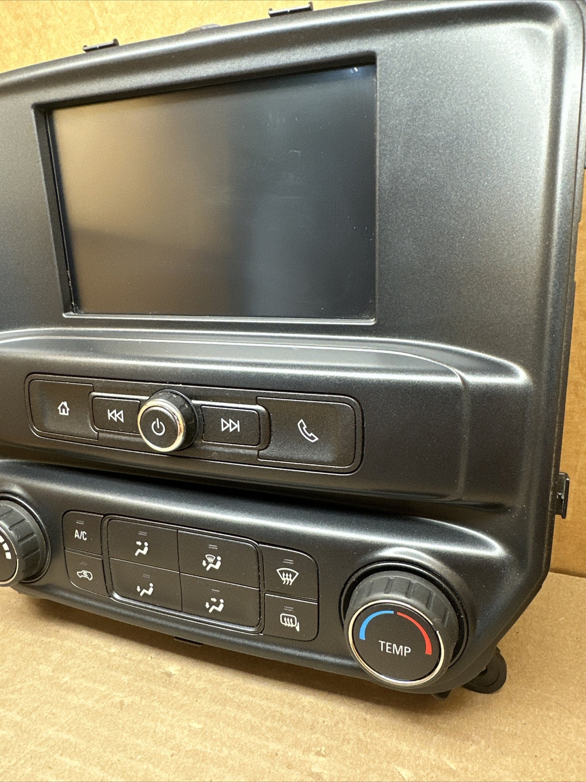 2017 2018 SILVERADO radio info display screen climate control panel 23472965 OEM2