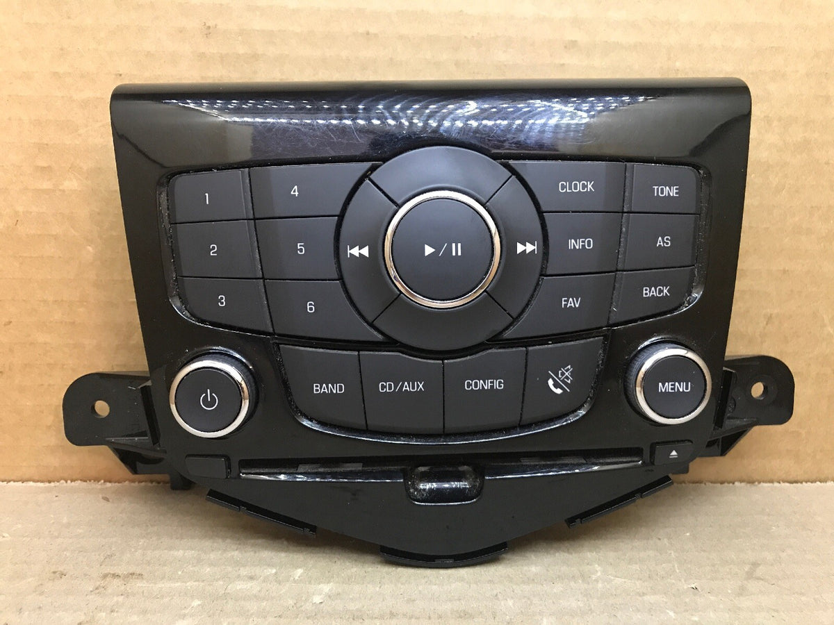 12 13 14 15 16 Chevy Cruze Radio Control Panel Face Plate Center Dash 945632690