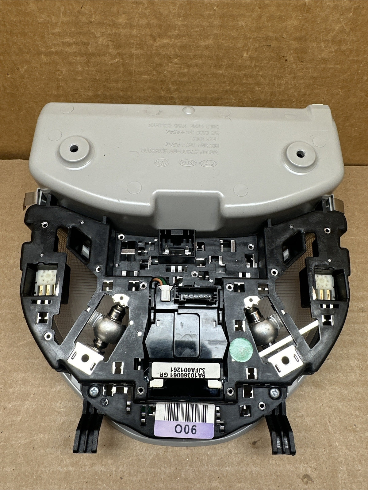 2013 2106 Hyundai Santa Fe Gray Over Head Overhead Console Light Sunroof OEM3