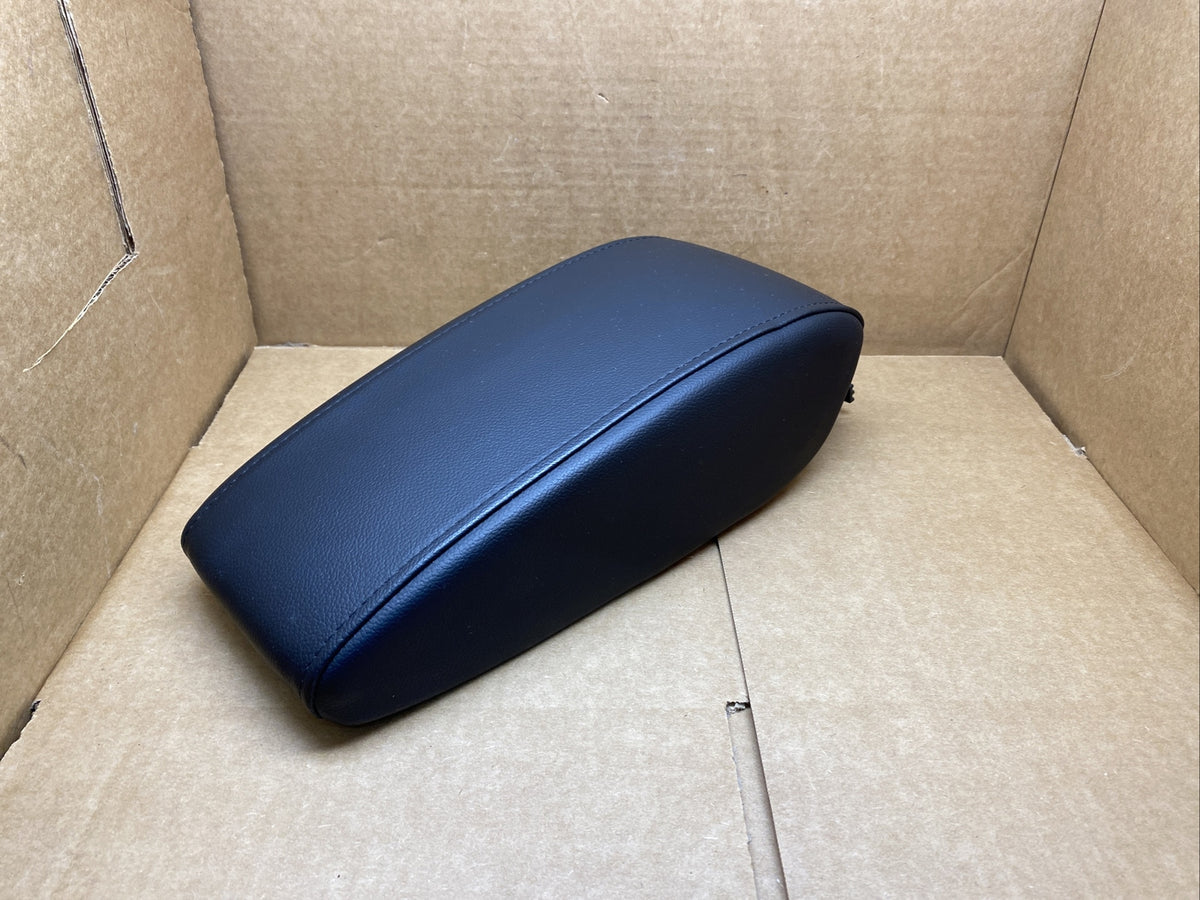 2017 2019 Chevy Cruze Center Console Lid Cover Top Arm Rest Armrest Black0
