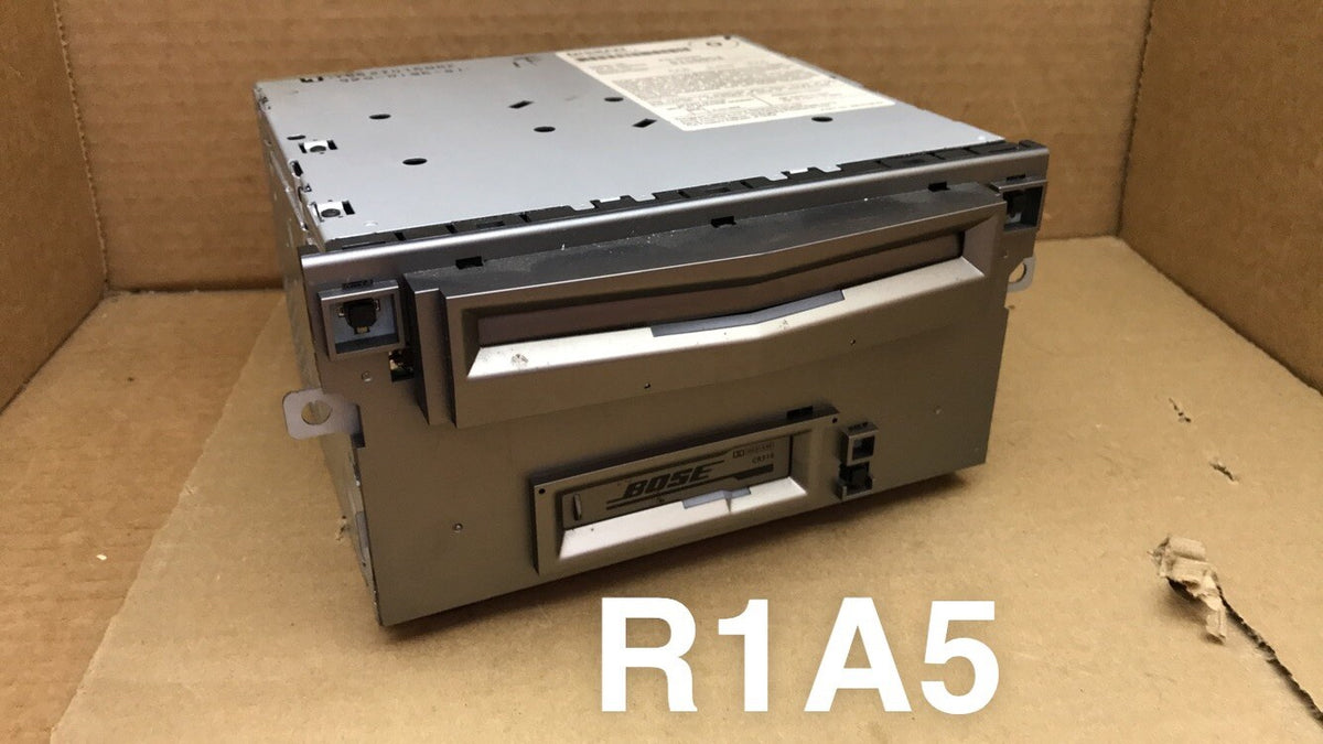04 05 NISSAN MAXIMA BOSE AM/FM RADIO 6 DISC CD PLAYER & CASSETTE 28188 7Y300 OEM0
