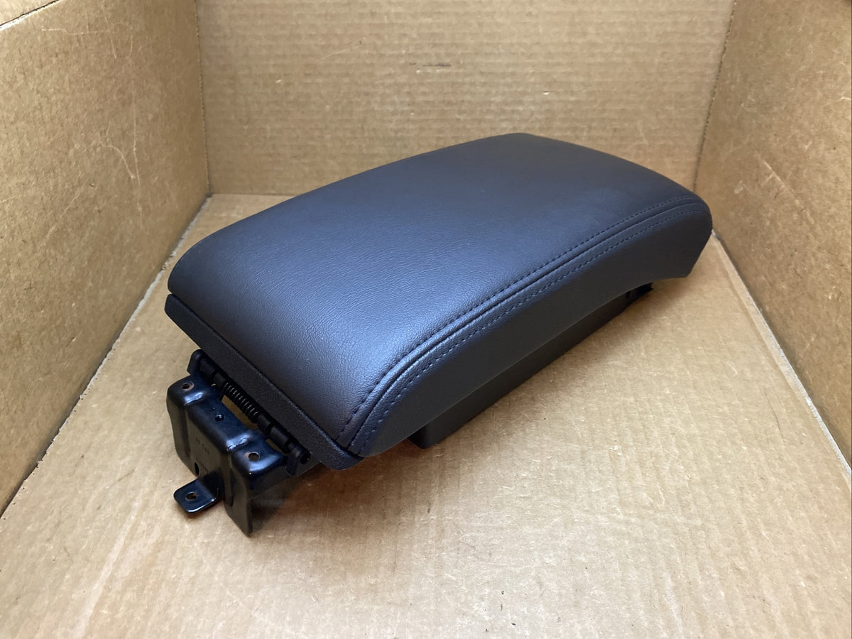 2008 2012 Chevrolet Malibu Center Console Lid Arm Rest Armrest Cover Black OEM4
