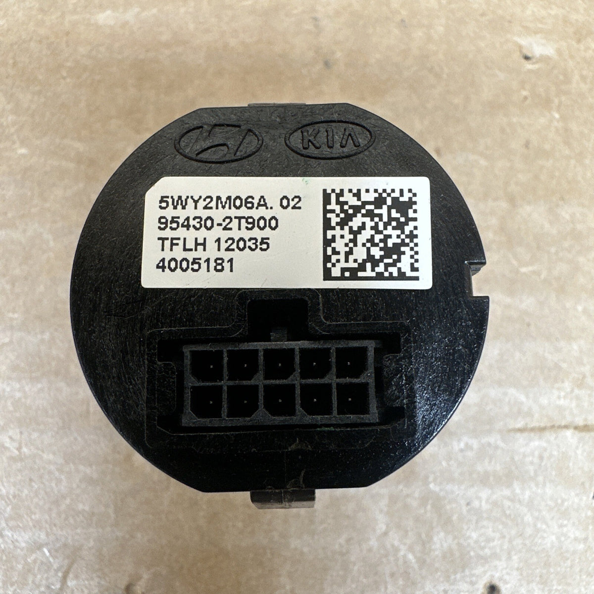 2011 2013 Kia Optima OEM Start Stop Engine Push Button Switch 95430 2T9003