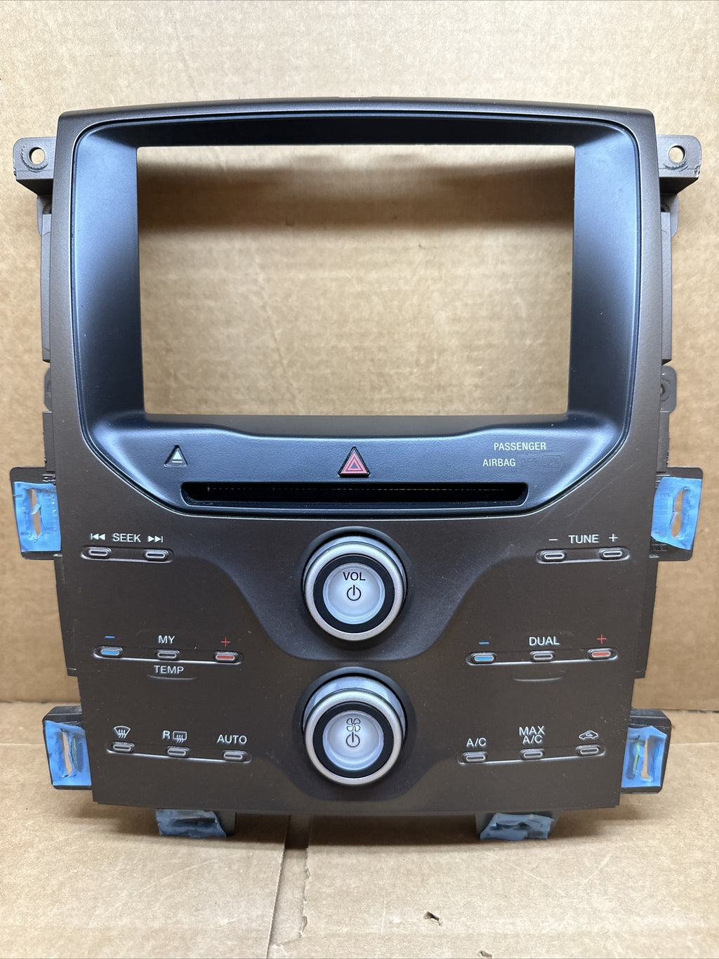 2011 2014 Ford Edge Radio Face Climate Control Panel Bezel DT4T 18A802 BE0